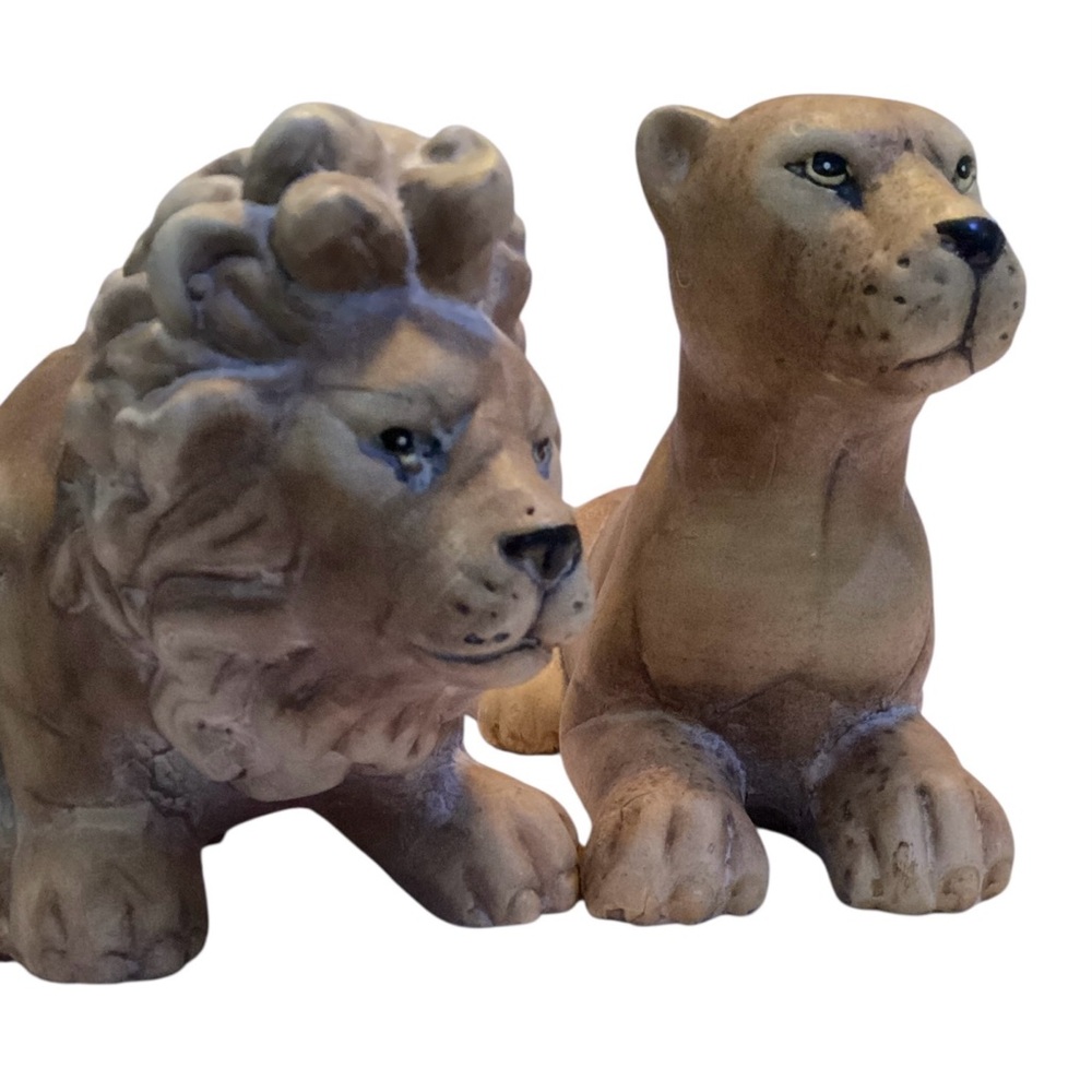 Vintage K’s Collection Ceramic Lion & Lioness Figurine Set – 1980s Safari